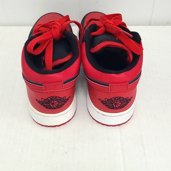 AIR Jordan 1 PHAT LOW " BRED" Red/ Black Size 3.5 Youth 338146- 061 Year 2008 - Picture 7 of 12